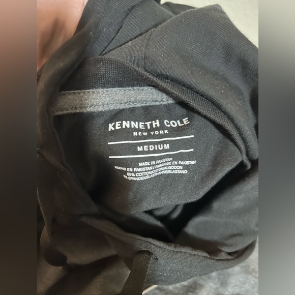 💰2/$10 Kenneth Cole black, Grey& white color block Pullover hoody size M - Picture 6 of 9